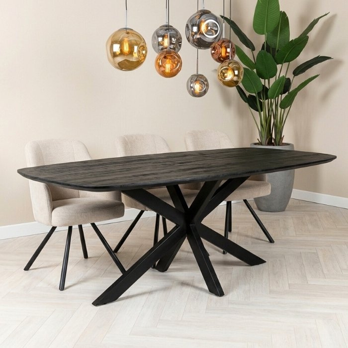 Ovale eettafel